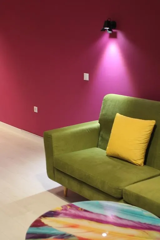 Apartment Turquoise And Magenta Apartaments Sofia