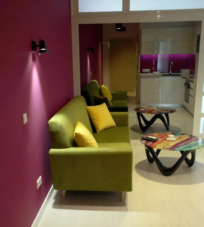 Turquoise And Magenta Apartaments Sofia Apartment