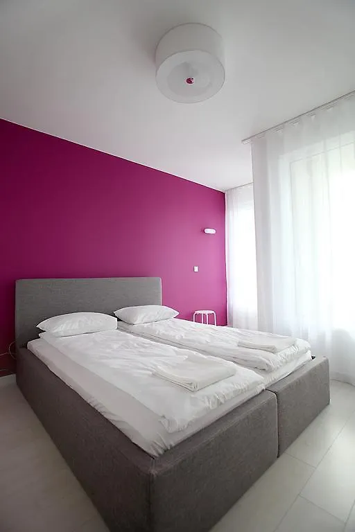 Turquoise And Magenta Apartaments Sofia